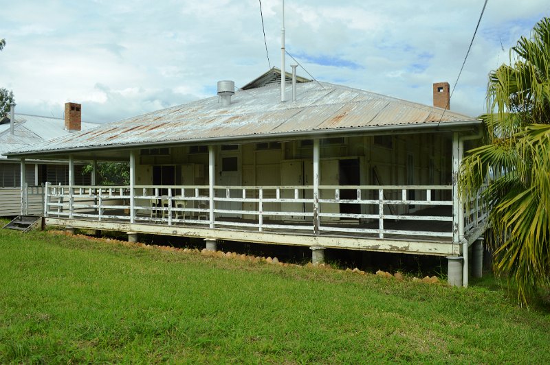 07MtMorgan (94).JPG - Mount Morgan mine; executive residence